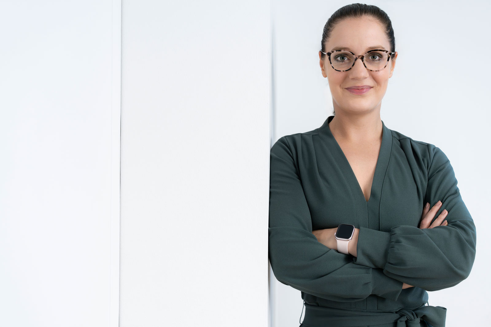 Unsere Kollegin Lisa im Büro